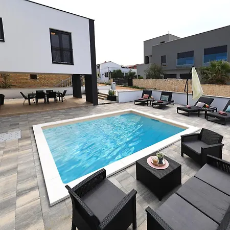 Villa Golden Heaven